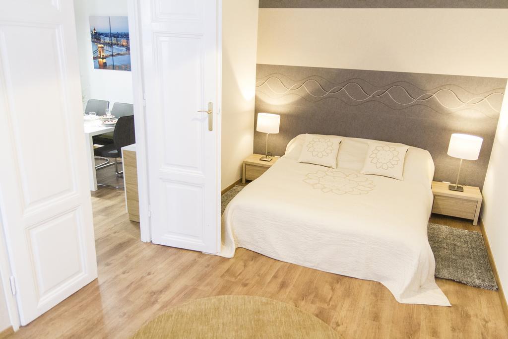 Luxury 2Br Apt By The Synagogue Budapest Luaran gambar