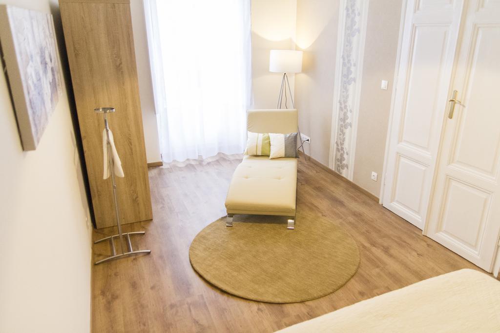 Luxury 2Br Apt By The Synagogue Budapest Luaran gambar