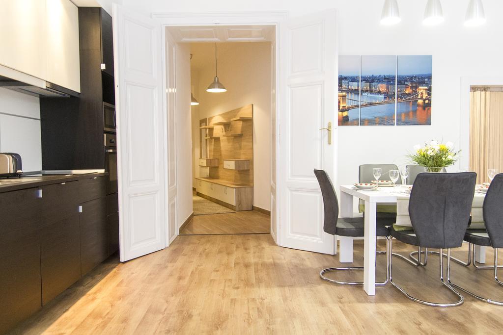 Luxury 2Br Apt By The Synagogue Budapest Luaran gambar